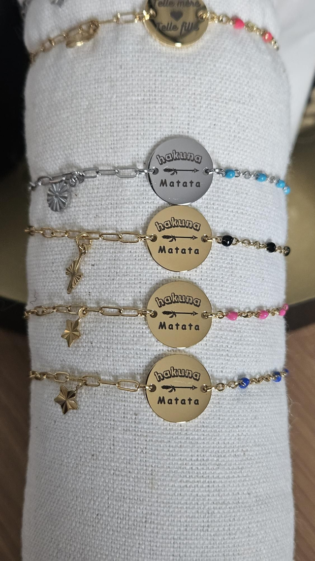 Bracelet chaîne &quot;hakuna matata &quot;