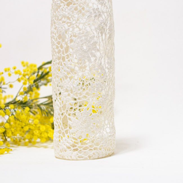 Bouteille dentelle blanche