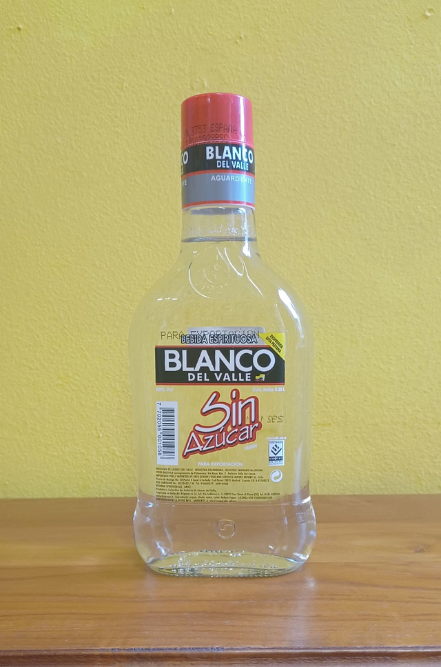 Aguardiente Blanco del Valle sin Azúcar 3.5 dl