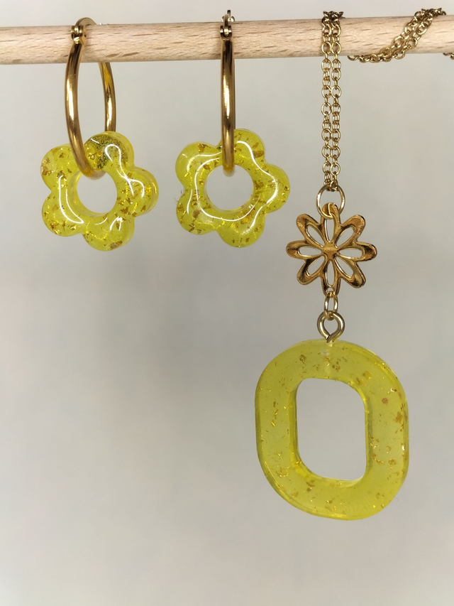 Parure boucles et pendentif "citrons"