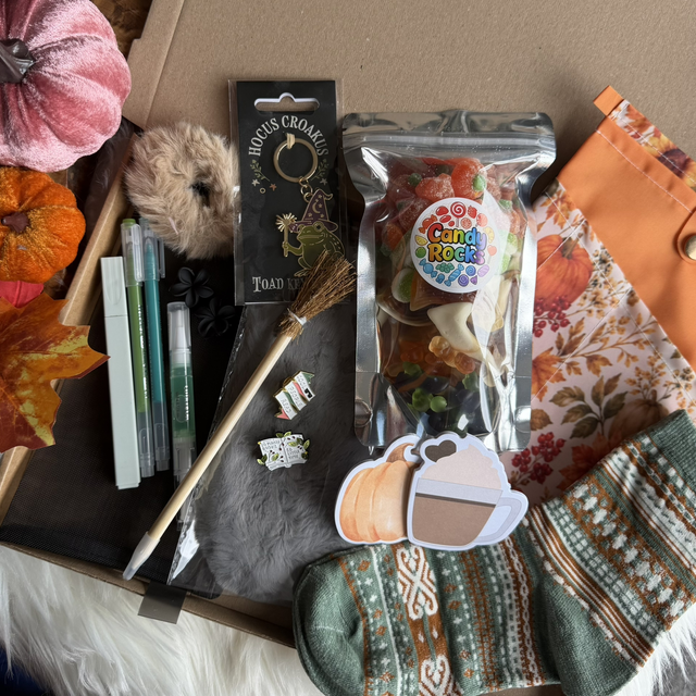 Boo Basket - Green, Natural, Orange &amp; Black 
