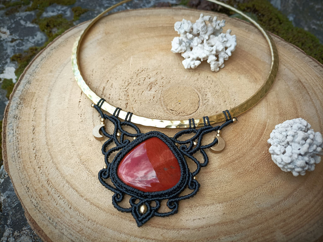 Collier torque ~ Jaspe rouge