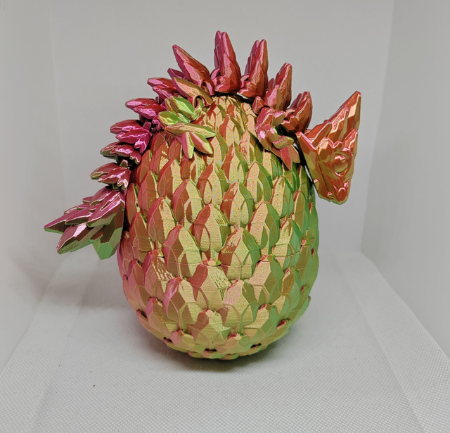 Œuf de dragon gemmes 