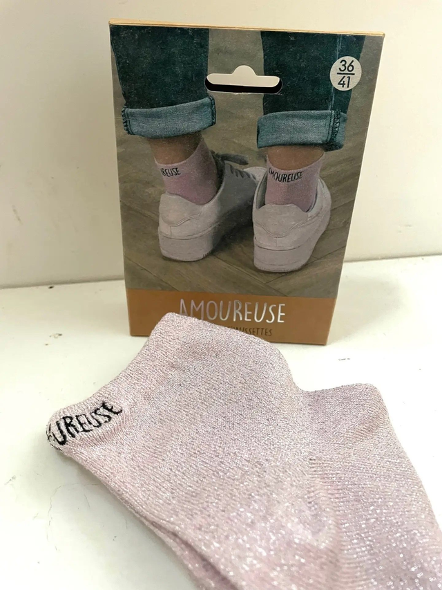 chaussettes roses à paillettes "amoureuse"