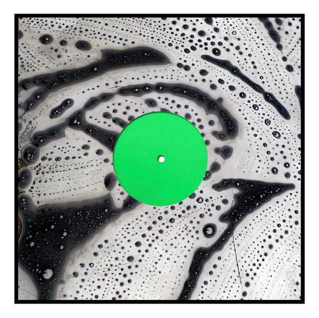 Offset Cover 010