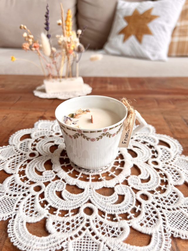 ✨ Bougie Friandises - tasse à café "couronne de laurier"