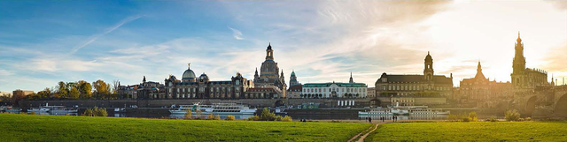 Dresden at Dusk: The Elbe River’s Architectural Splendor.
