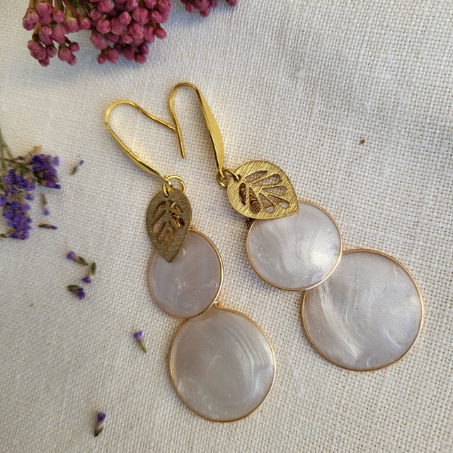 BOUCLES D'OREILLE  en résine-bijoux de la mariée-Collection BACCHUS