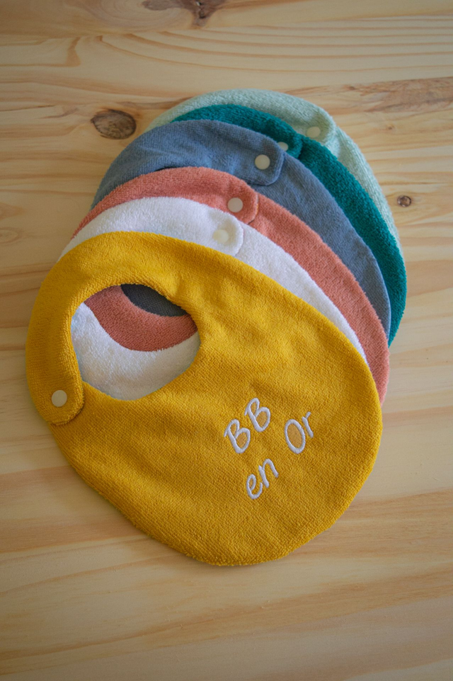 Bavoirs « BB en or »  (à l’unité)