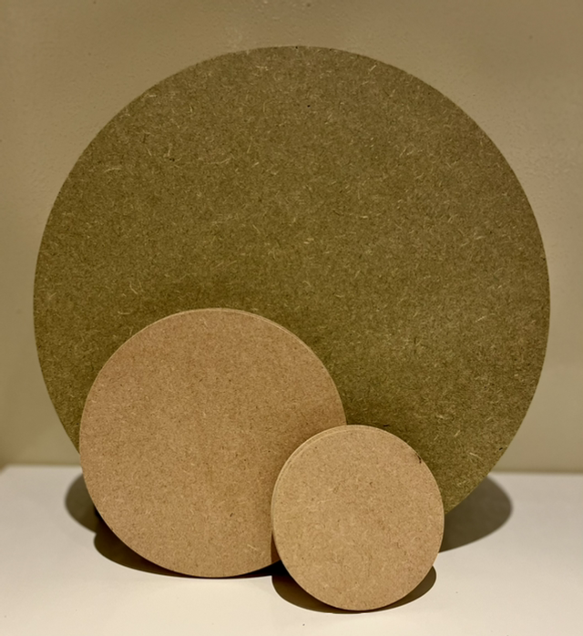 MDF Ø 30 cm. 
