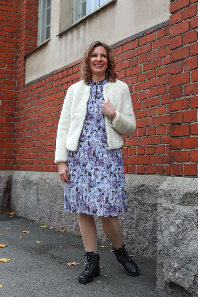 Valkoinen turkisjakku