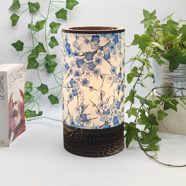 Fleurs de prunier &quot;blanc/bleu&quot;