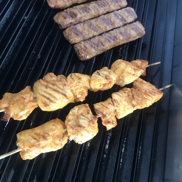 Hähnchen Spieß mit Pommes 