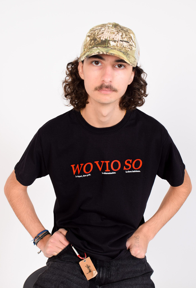 WOVIOSO Noir  - Typographie rouge   