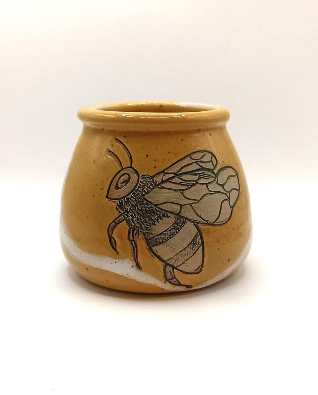 Bee vase