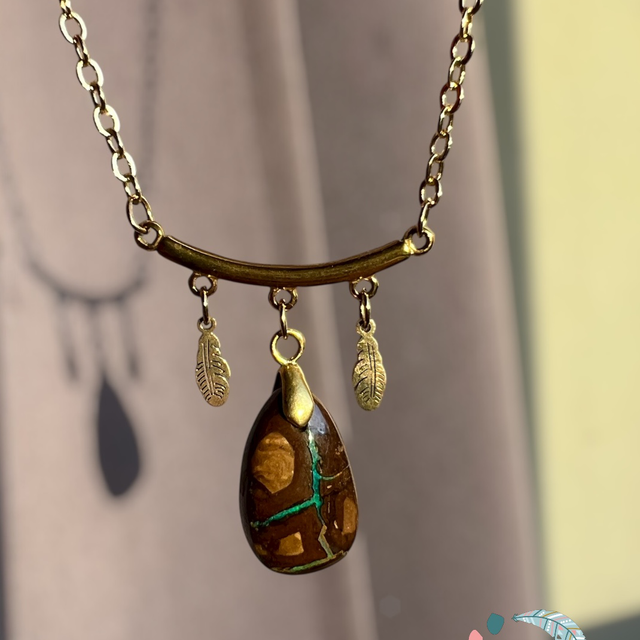 Collier ras du cou en Opale Boulder