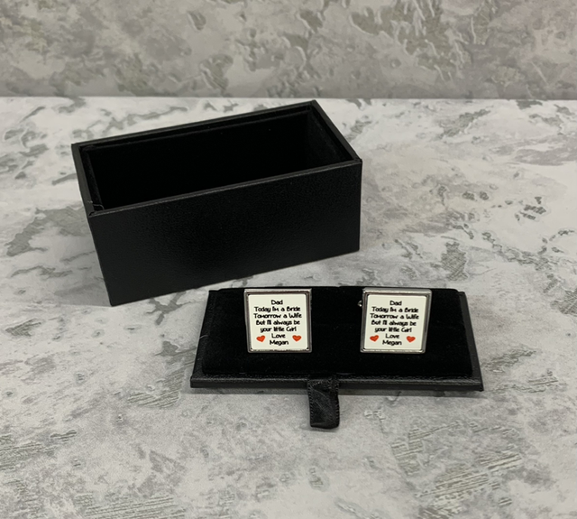 Square cuff links 