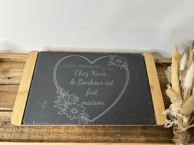 Planche personnalisée "Chez Ninie, le bonheur est fait maison"