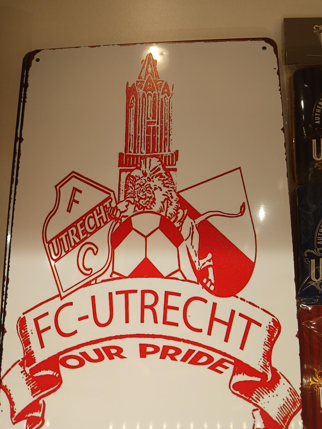 Fc Utrecht our pride bord