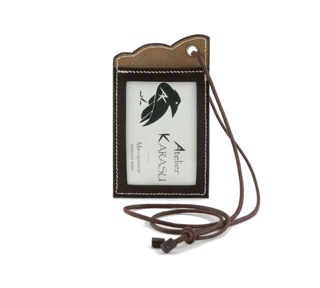 Porte-Badges MIRU Marron Foncé Fil Blanc