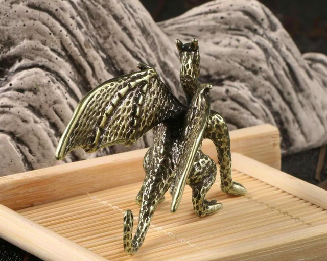 Prachtig messing beeldje van een Draak (5,5cm)
