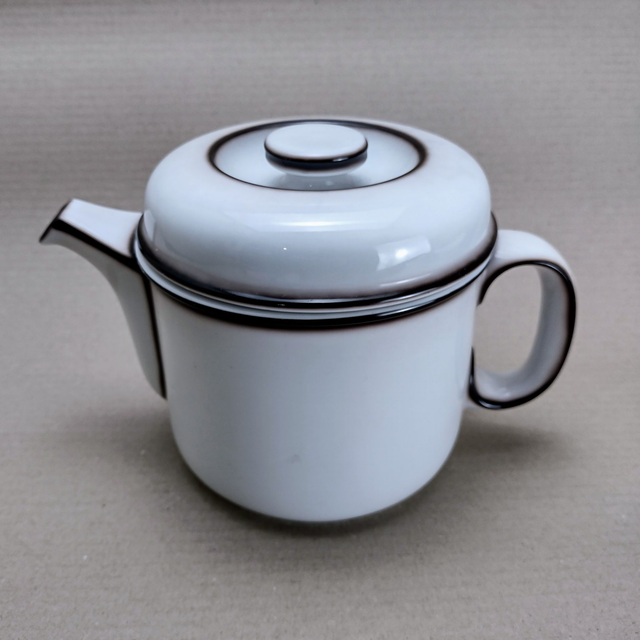 Thomas | Theepot Koffiepot met deksel in &#039;Scandic Shadow&#039; decor (diameter 14,0 | hoogte 14,5 | breedte 22,0 cm van tuit tot greep | Vintage