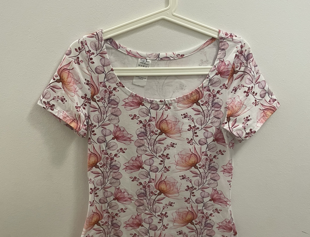 Damen T-Shirt, Größe 32