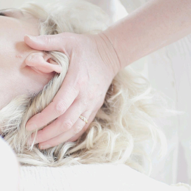 Massage cuir chevelu