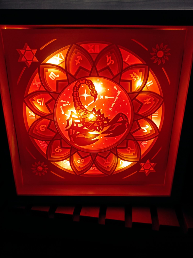 Boîte à lumière "Scorpion"
