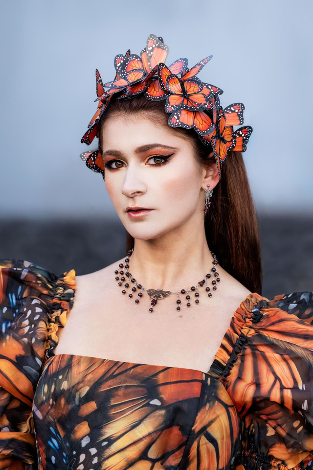 COLLIER - FLY ME TO THE MOON (argenté/grenat)