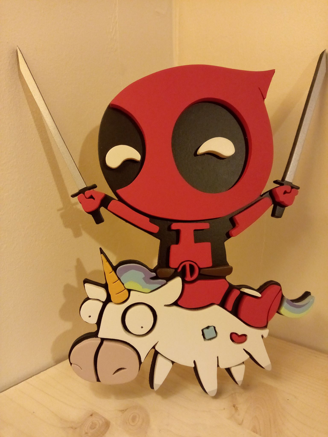 Deadpool chevauchant une licorne - 20x22 cms