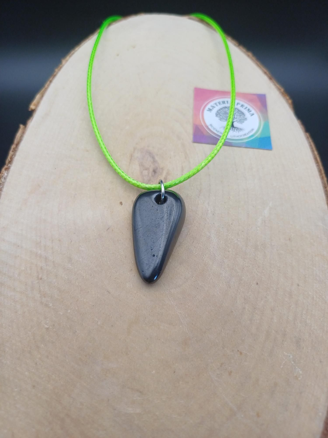 Collier shungite