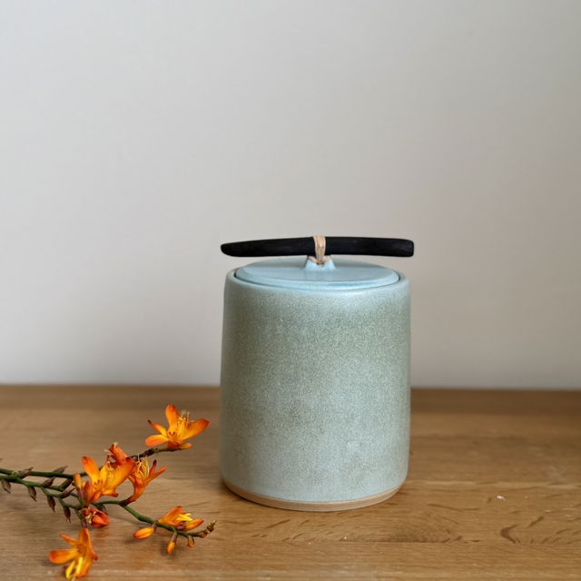 Seaside jar