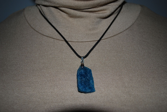 Collier chrysocolle brute