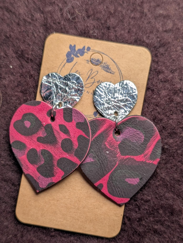 Boucles d'oreilles Louise léopard fushia lo016