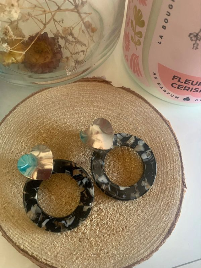 Boucle d'oreille Lili argentée