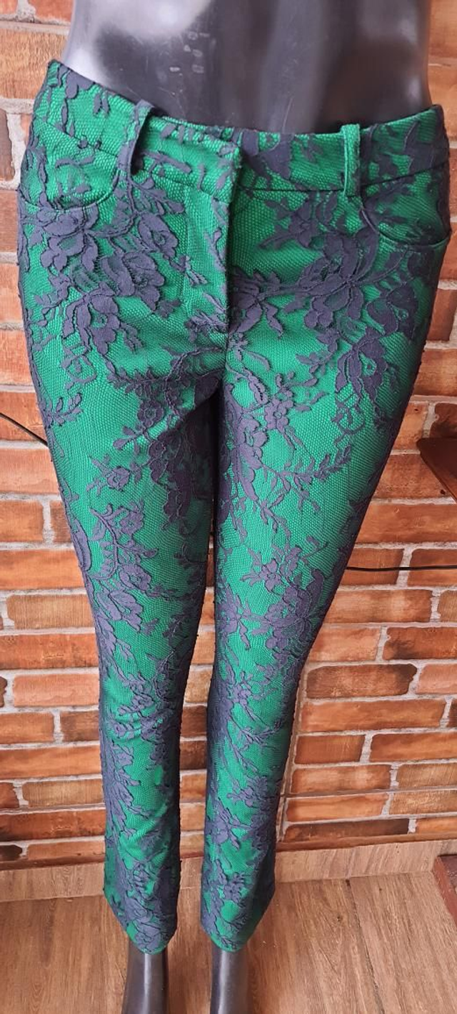 Calça FEM. de RENDA VERDE