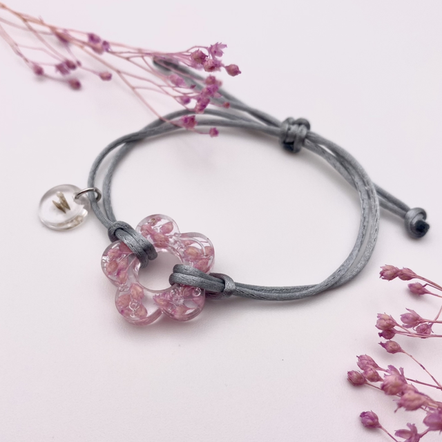 Bracelet bloom broom