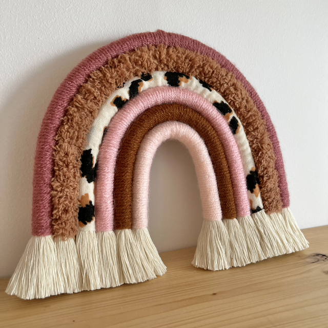 Arc-en-ciel en macramé avec biais en coton à personnaliser 