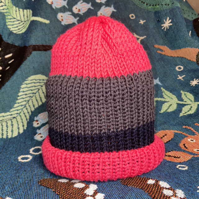 Pink tipped reversible merino wool beanie