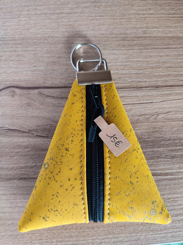 Porte monnaie/clefs Berlingot en liège jaune