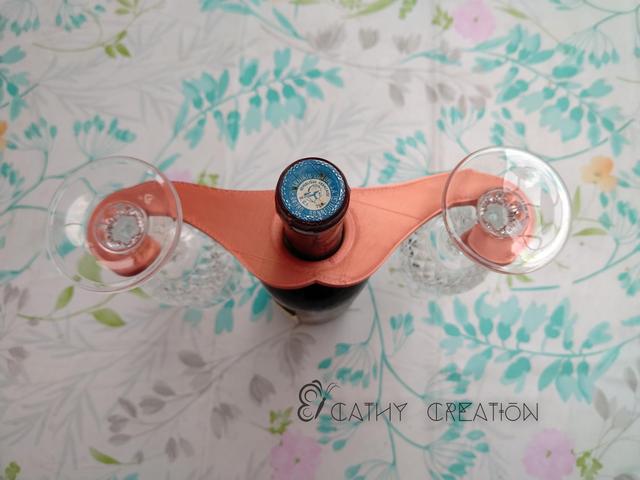 Support bouteille et verres