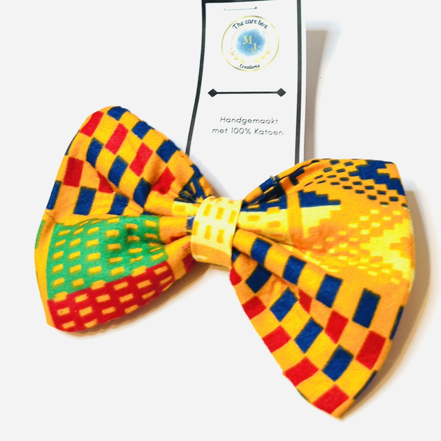 Kente Haarvlinder met Elastiek – Handgemaakte Geel, Rood, Blauw & Groen Haarstrik van 100% Katoen