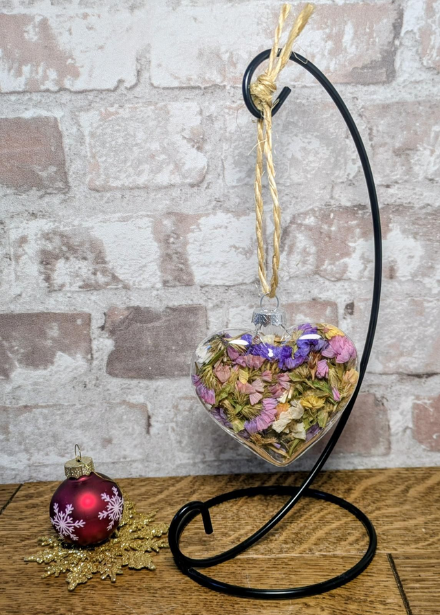 Dried Flower Baubles - Heart