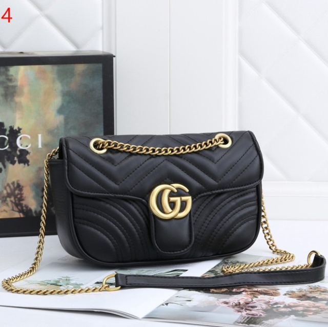 Sac GG à rabat en cuir Marmont Gold 