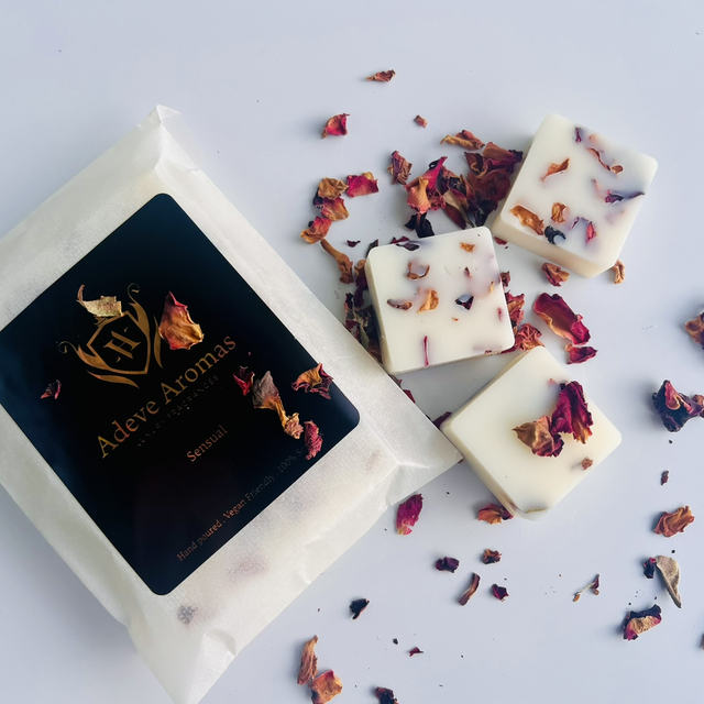 Smoked Honey Elixir Luxury Botanical Soy Wax Melt
