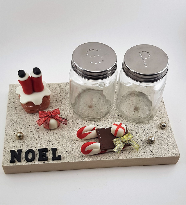 Salière poivrievre de Noel