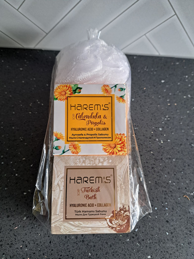 Calendula &amp; Propolis, Turkish Bath Soap &amp; Scrunch Gift Set