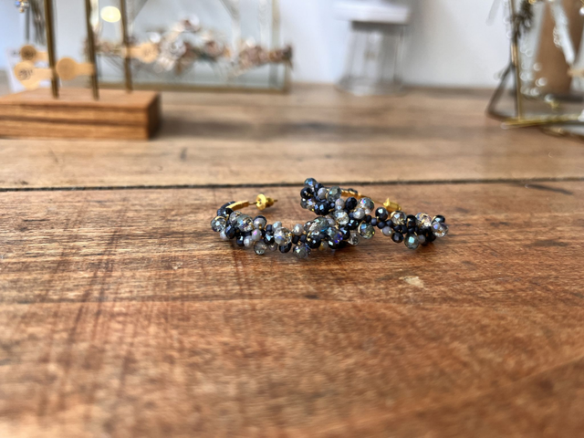 Créoles en cristal bleu