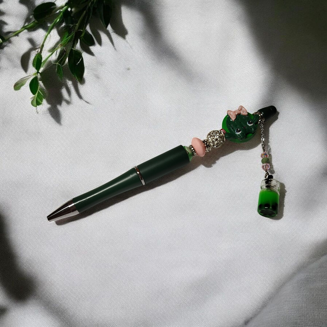 Stylo perles vert rose